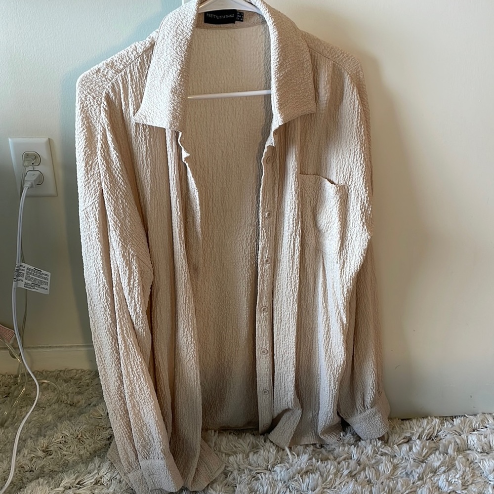 PrettyLittleThing Button Up Top